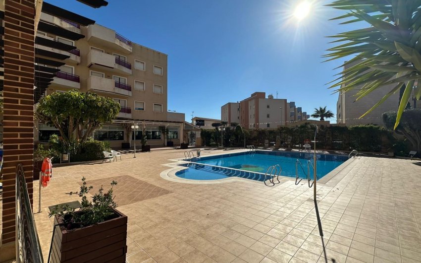 Reventa - Apartment -
Orihuela Costa - Campoamor