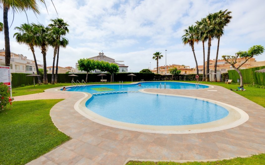 Reventa - Apartment -
Orihuela Costa - Costa Blanca