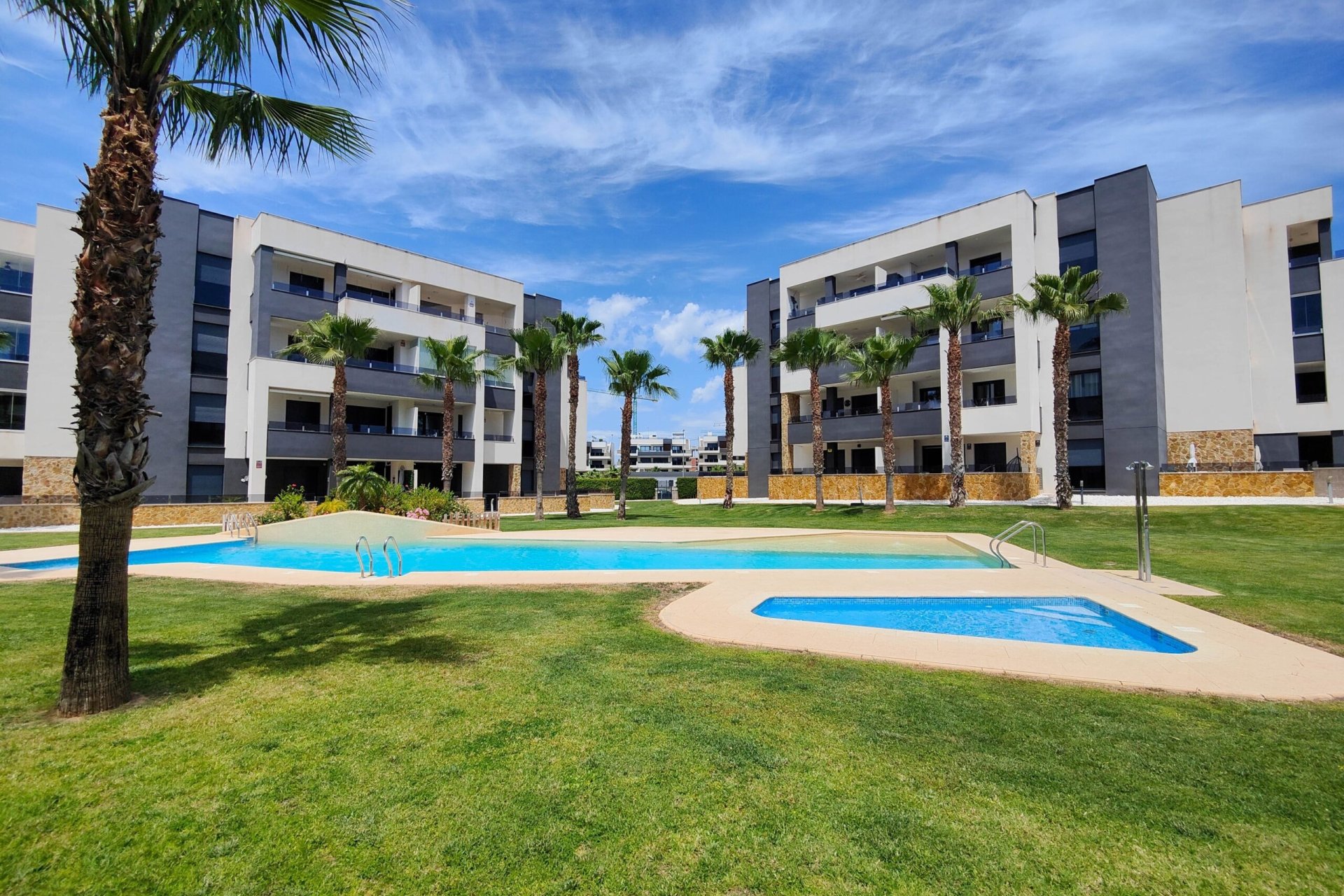 Reventa - Apartment -
Orihuela Costa - Costa Blanca