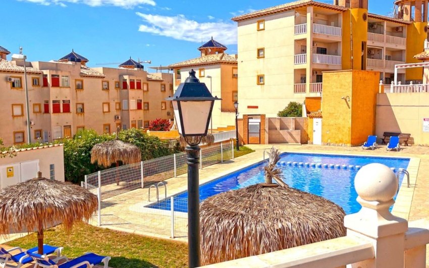 Reventa - Apartment -
Orihuela Costa - Costa Blanca