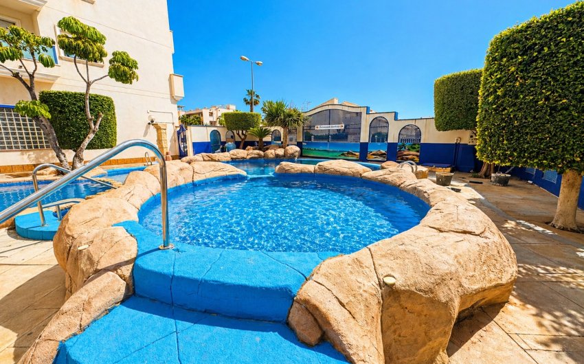 Reventa - Apartment -
Orihuela Costa - Costa Blanca