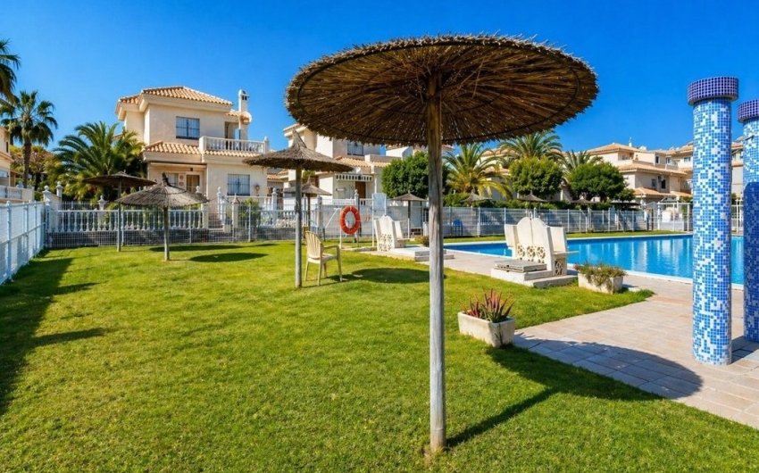 Reventa - Apartment -
Orihuela Costa - Costa Blanca