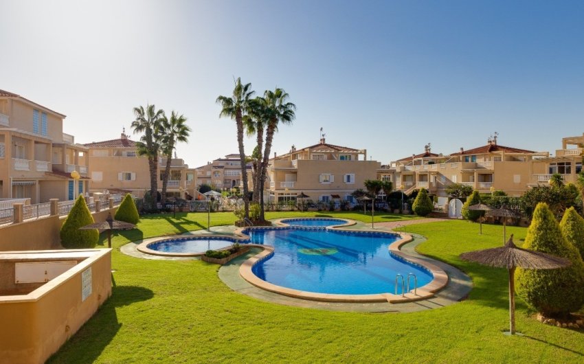 Reventa - Apartment -
Orihuela Costa - Costa Blanca