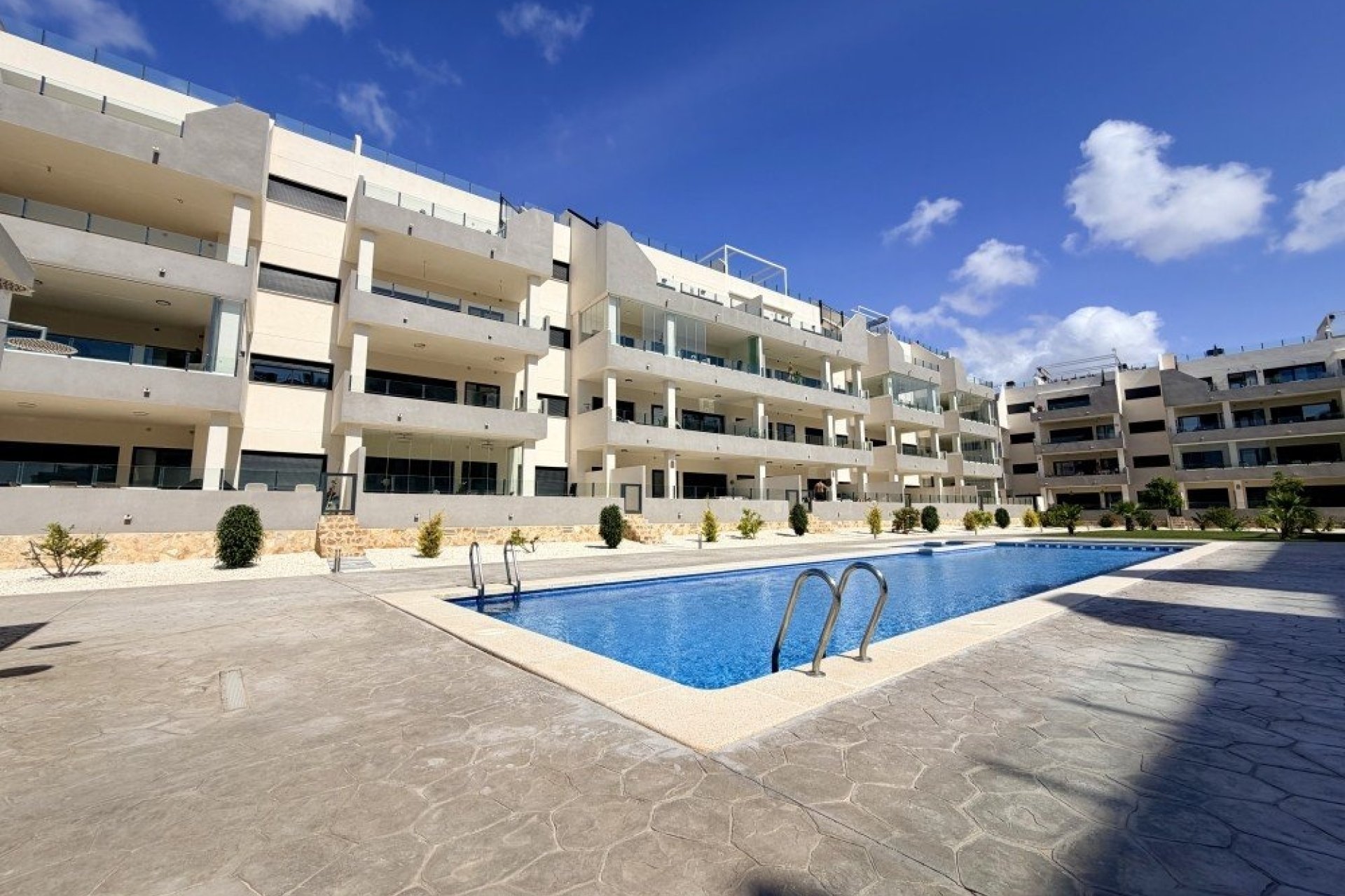 Reventa - Apartment -
Orihuela Costa - Costa Blanca