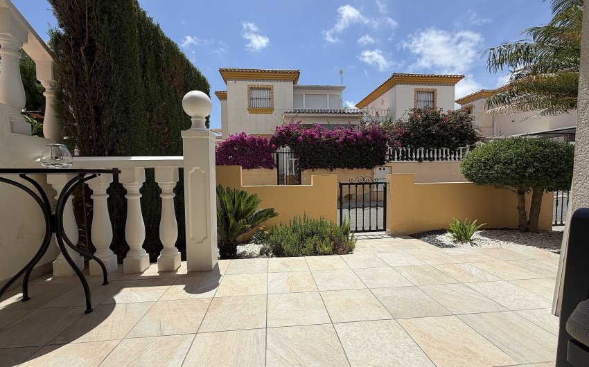 Reventa - Apartment -
Orihuela Costa - Costa Blanca