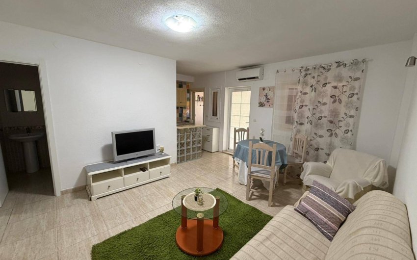 Reventa - Apartment -
Orihuela Costa - La Regia