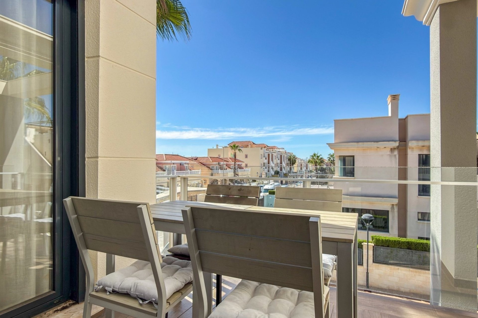 Reventa - Apartment -
Orihuela Costa - La Zenia