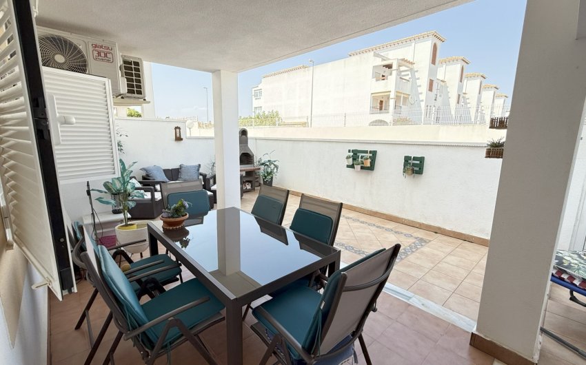 Reventa - Apartment -
Orihuela Costa - La Zenia