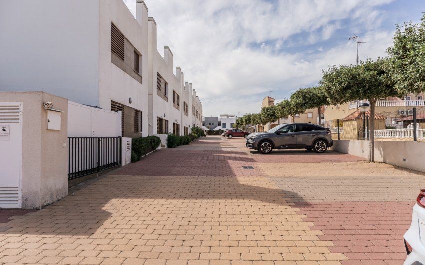 Reventa - Apartment -
Orihuela Costa - La Zenia