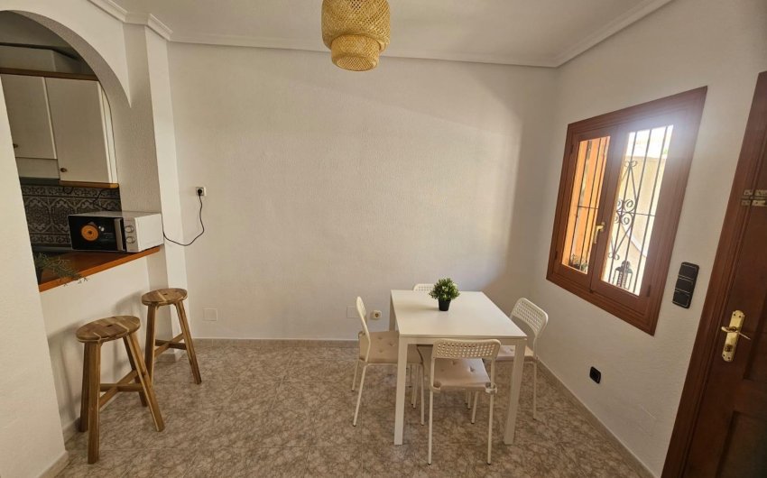 Reventa - Apartment -
Orihuela Costa - La Zenia