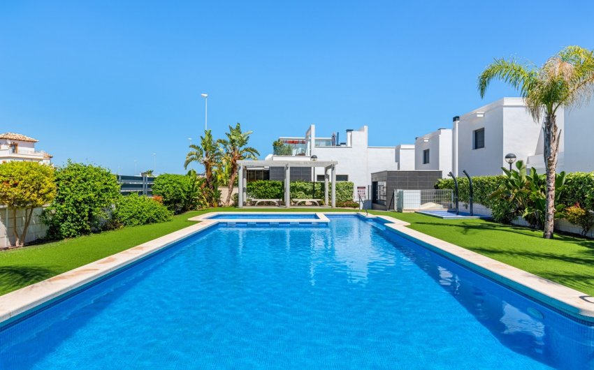 Reventa - Apartment -
Orihuela Costa - Las Filipinas