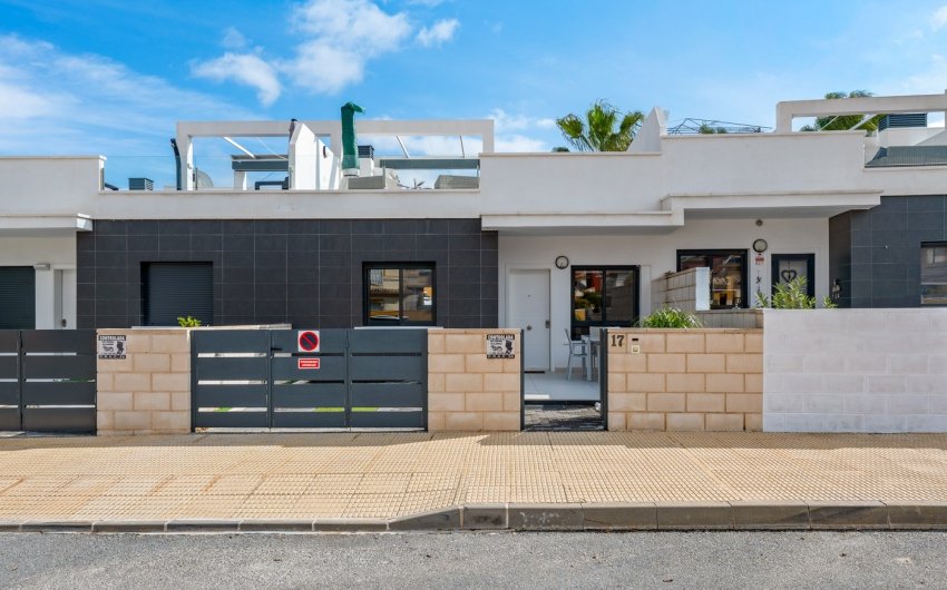 Reventa - Apartment -
Orihuela Costa - Las Filipinas