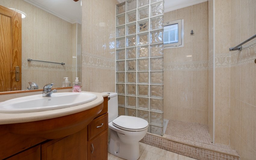 Reventa - Apartment -
Orihuela Costa - Playa Flamenca