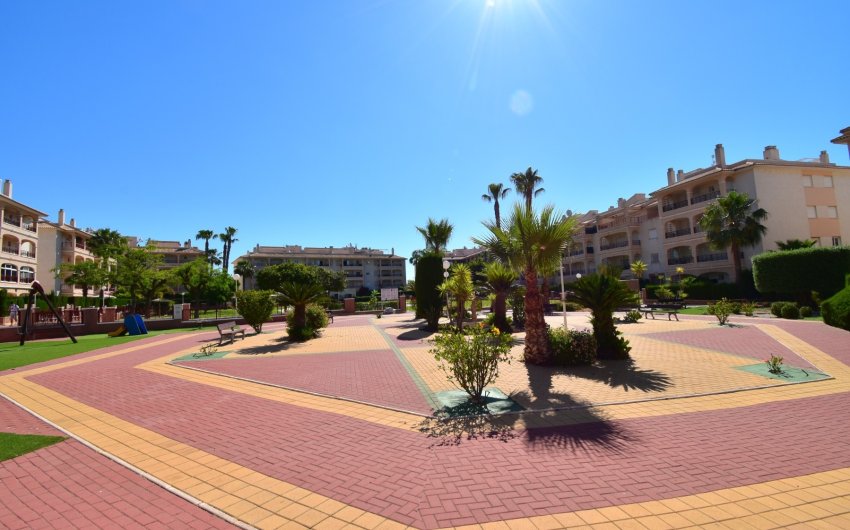 Reventa - Apartment -
Orihuela Costa - Playa Flamenca