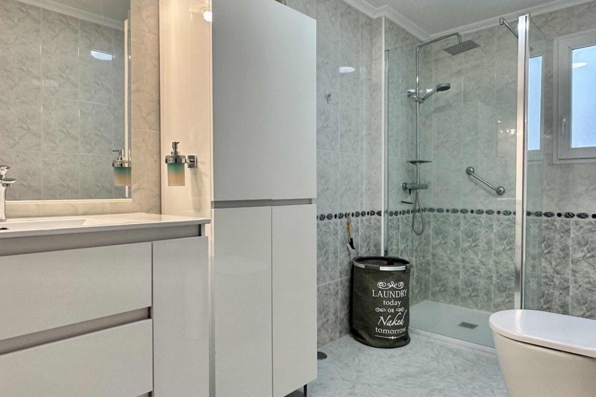 Reventa - Apartment -
Orihuela Costa - Playa Flamenca