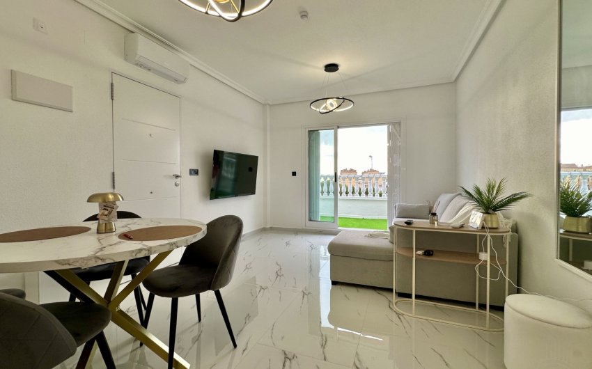 Reventa - Apartment -
Orihuela Costa - Playa Flamenca