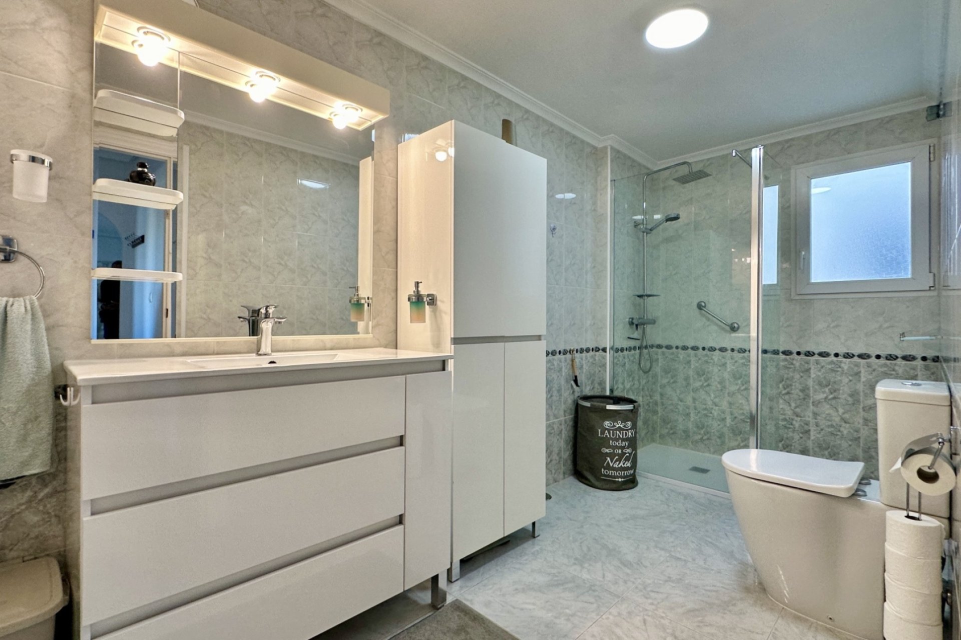 Reventa - Apartment -
Orihuela Costa - Playa Flamenca