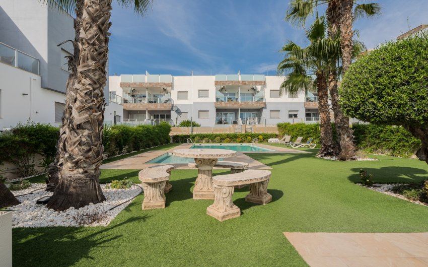 Reventa - Apartment -
Orihuela Costa - Punta Prima