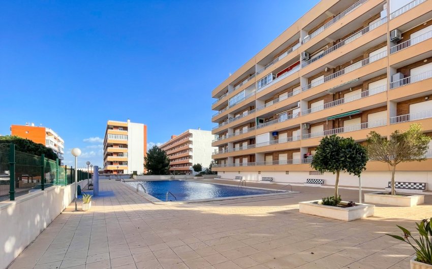 Reventa - Apartment -
Orihuela Costa - Punta Prima
