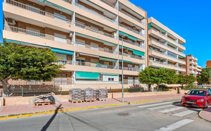 Reventa - Apartment -
Orihuela Costa - Punta Prima