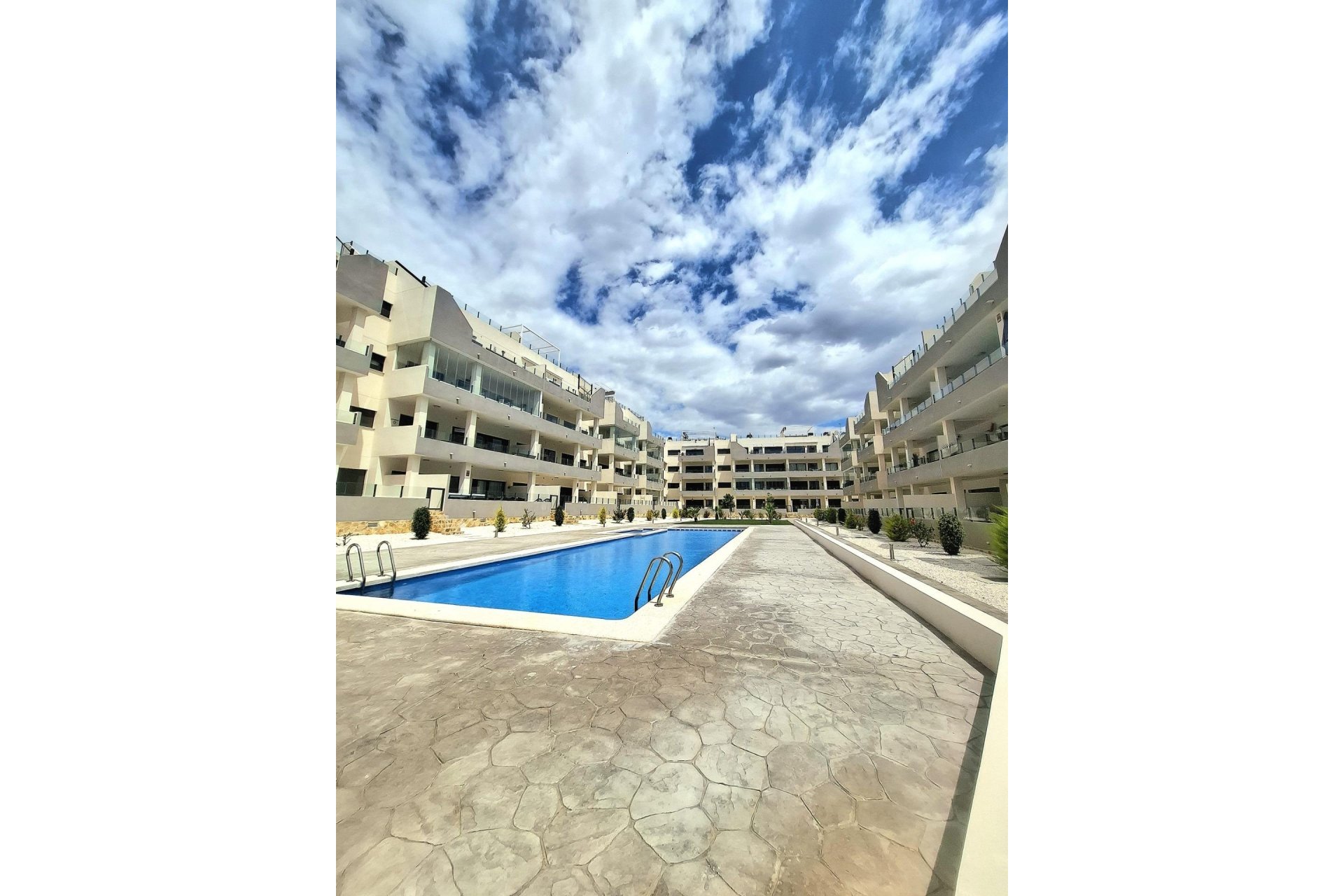 Reventa - Apartment -
Orihuela Costa - Villamartín