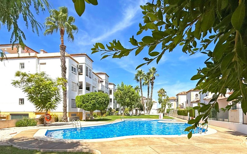 Reventa - Apartment -
Orihuela Costa - Villamartín