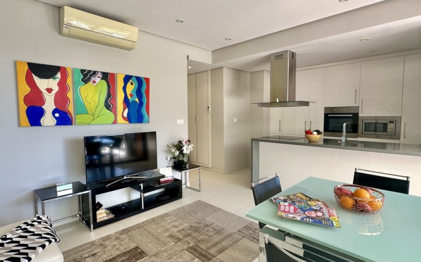 Reventa - Apartment -
Orihuela Costa - Villamartín