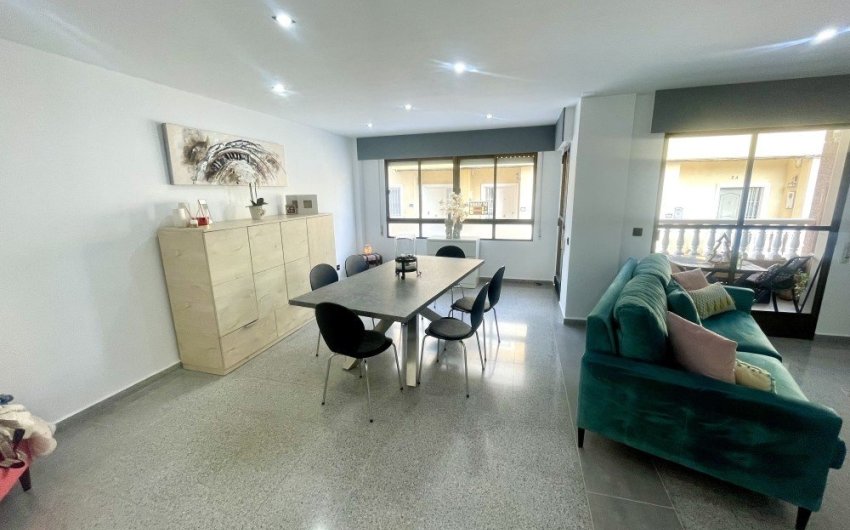 Reventa - Apartment -
Orihuela - Inland