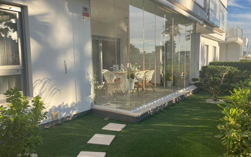 Reventa - Apartment -
Orihuela - Vistabella