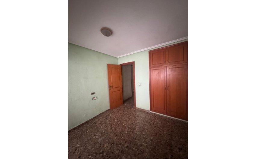 Reventa - Apartment -
Orihuela - Zona Centro