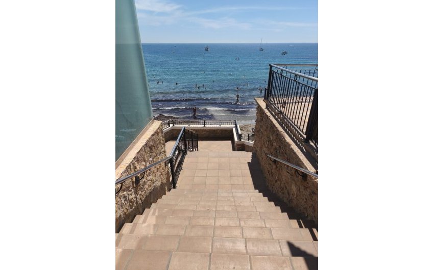 Reventa - Apartment Penthouse -
Punta Prima - Costa Blanca
