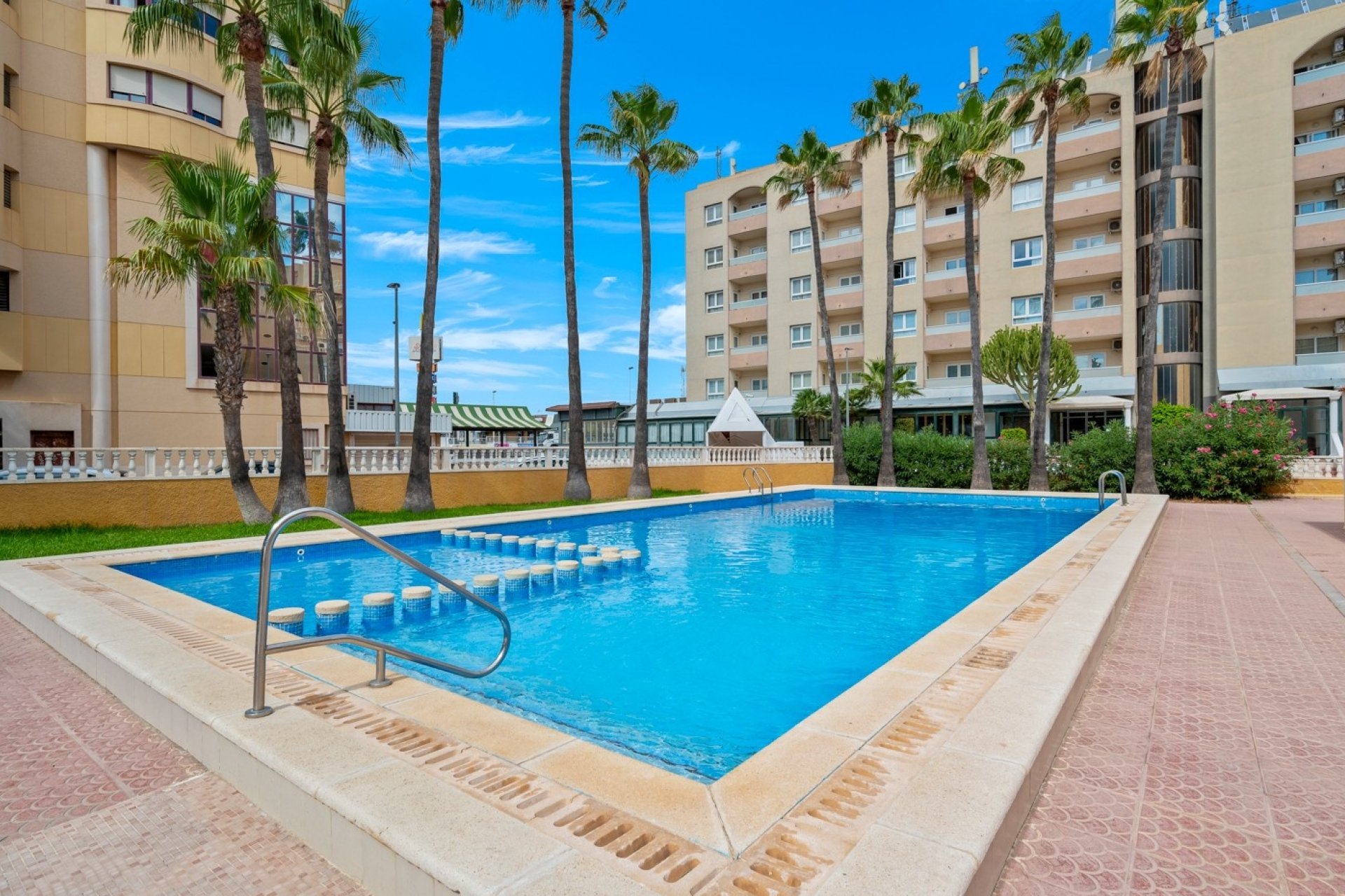 Reventa - Apartment -
Punta Prima - Costa Blanca