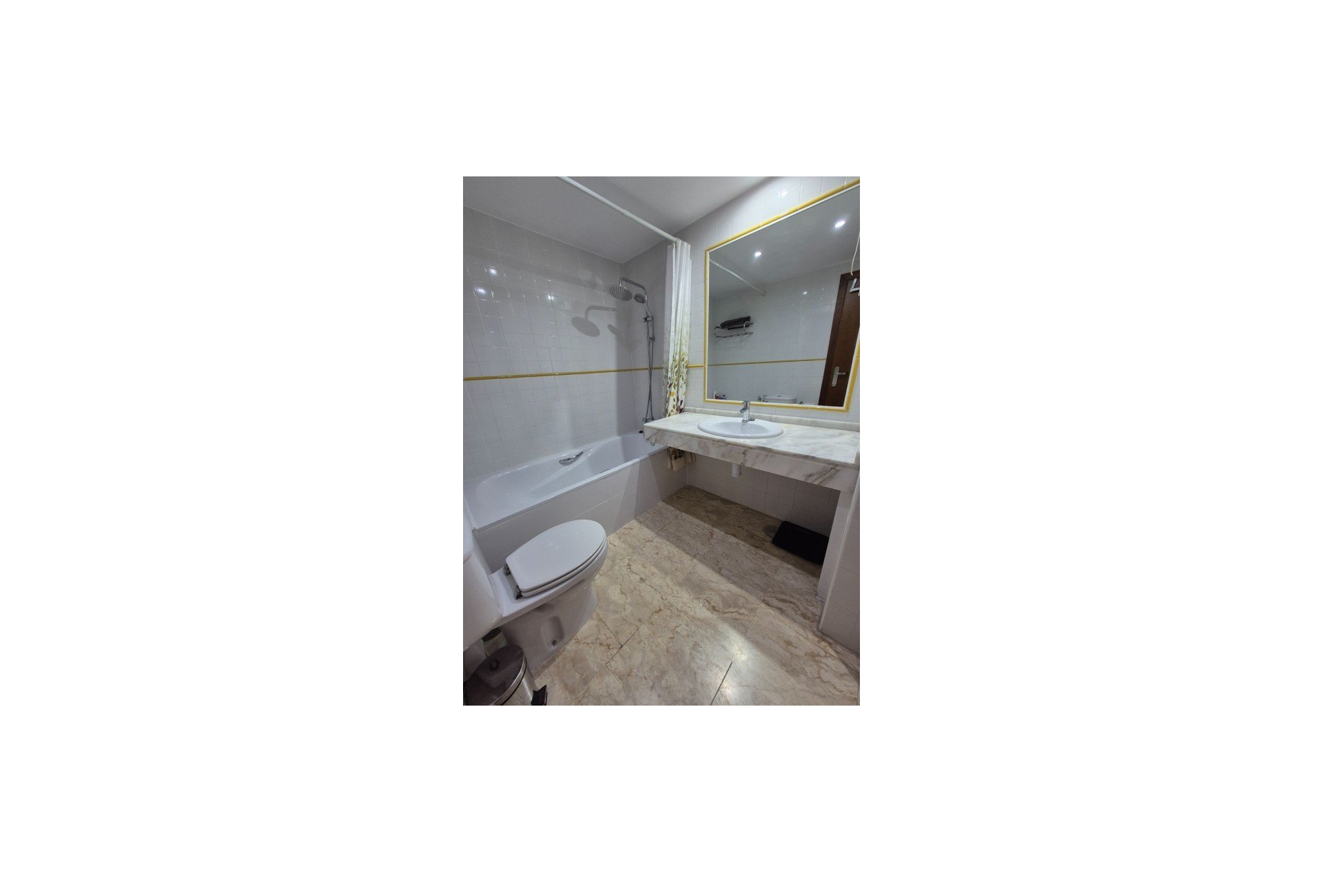 Reventa - Apartment -
Punta Prima - Costa Blanca