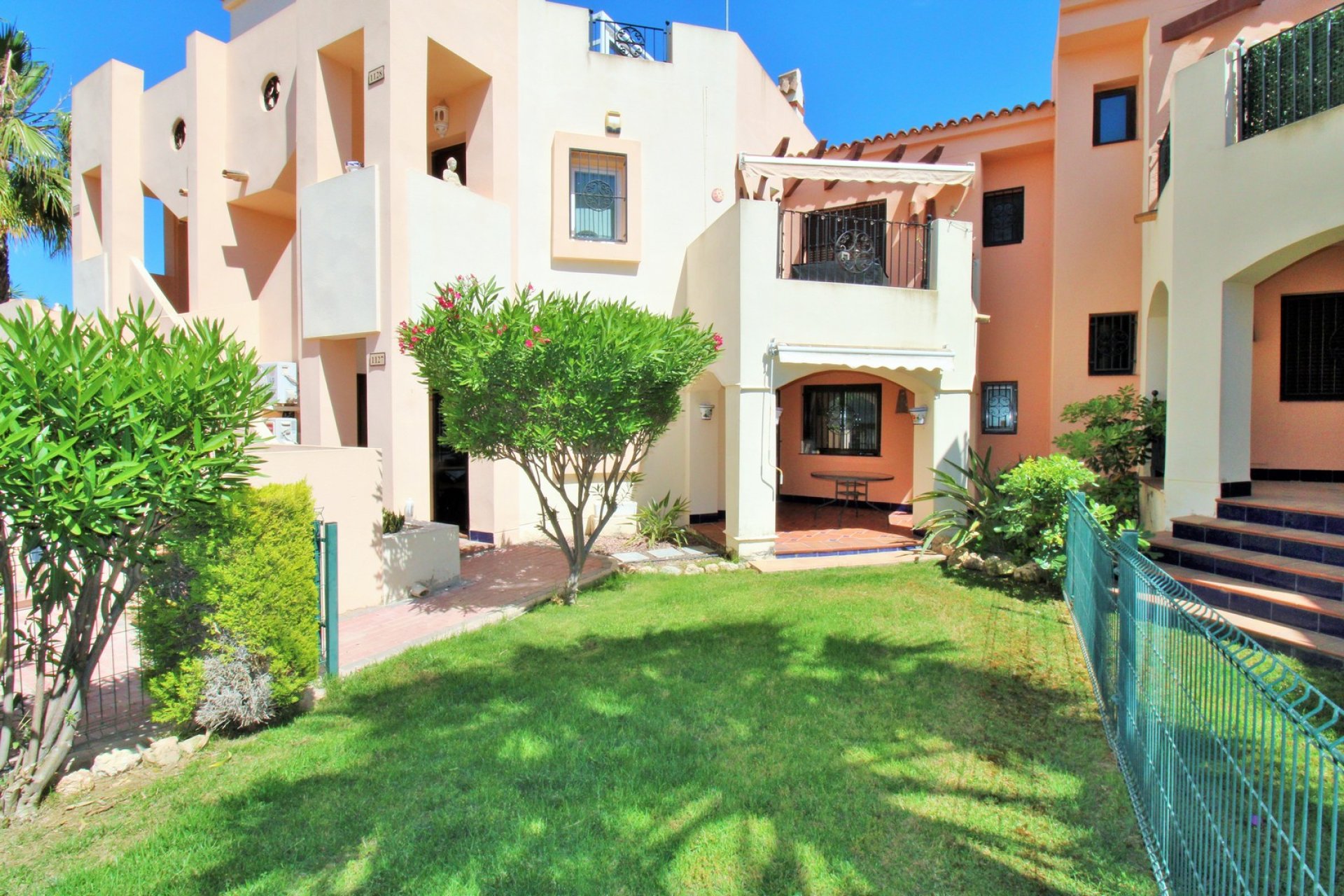 Reventa - Apartment -
Punta Prima