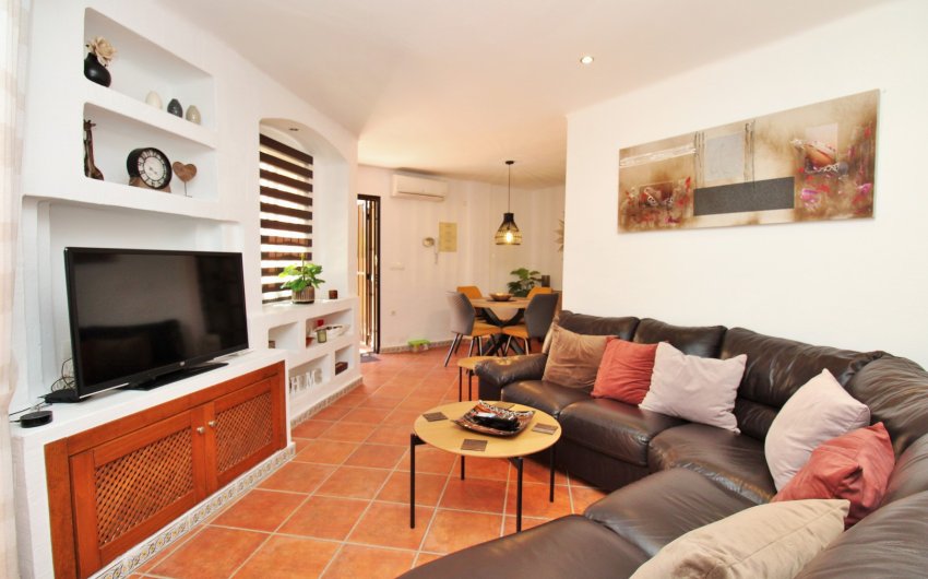 Reventa - Apartment -
Punta Prima