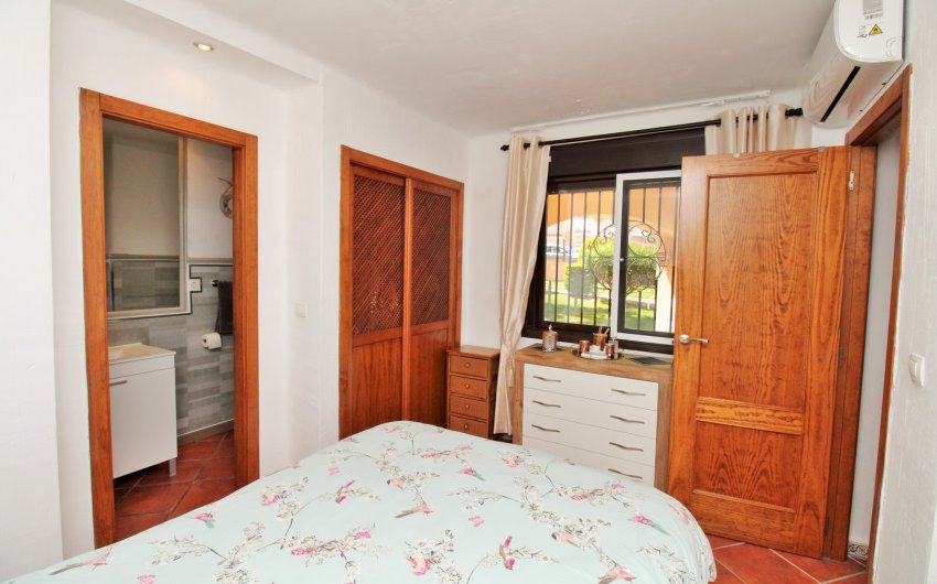 Reventa - Apartment -
Punta Prima