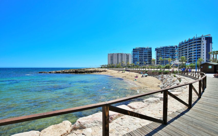 Reventa - Apartment -
Punta Prima