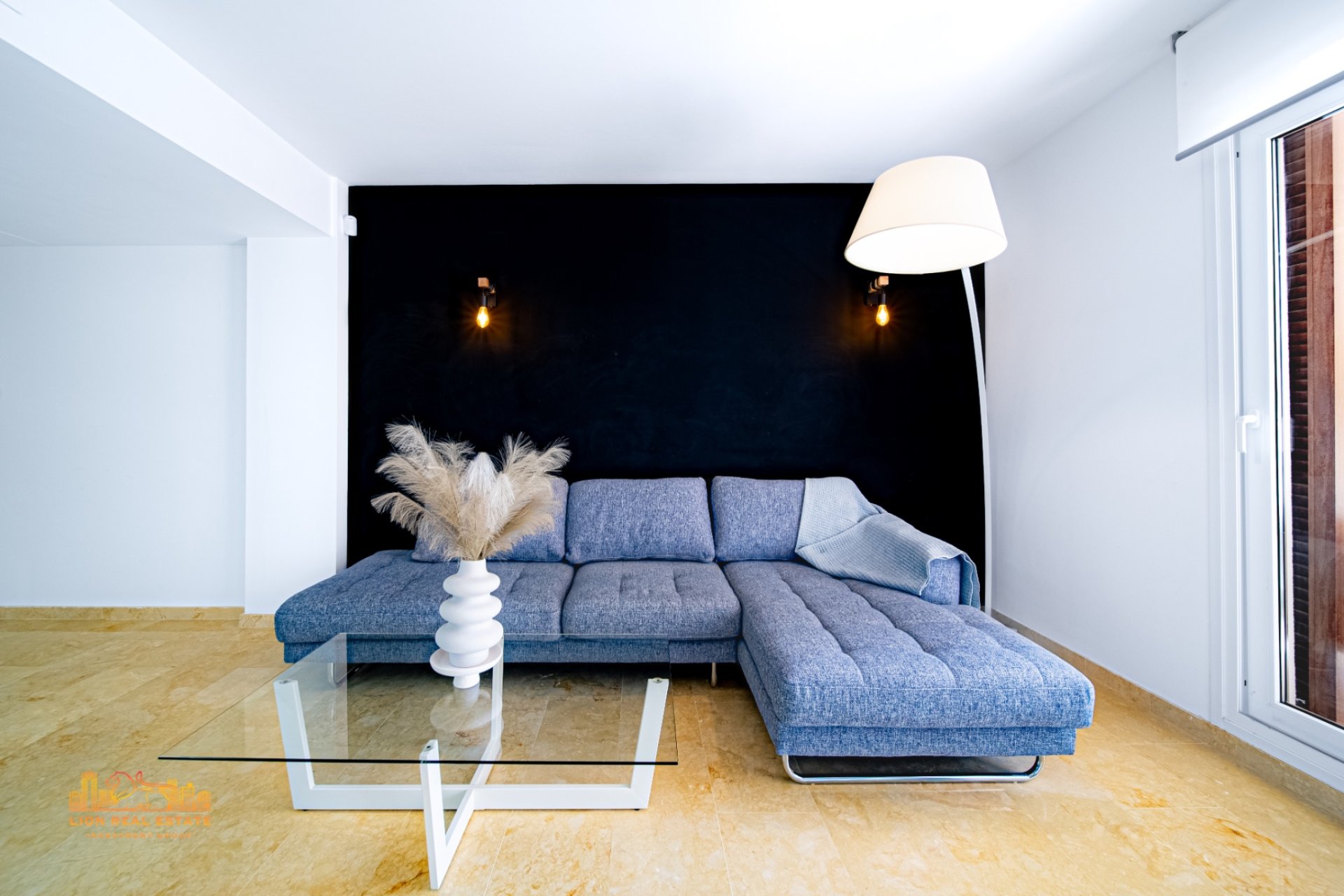 Reventa - Apartment -
Punta Prima