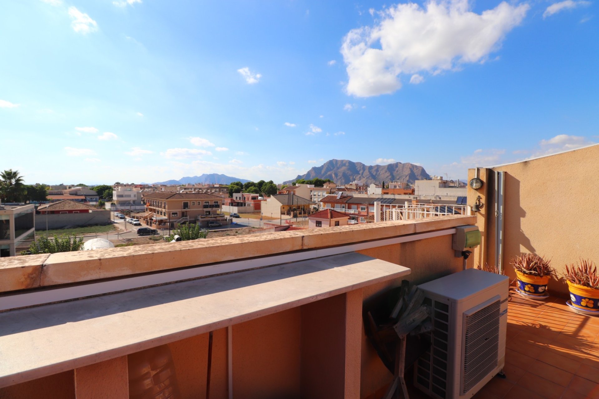 Reventa - Apartment -
Rafal - Rafal - Town