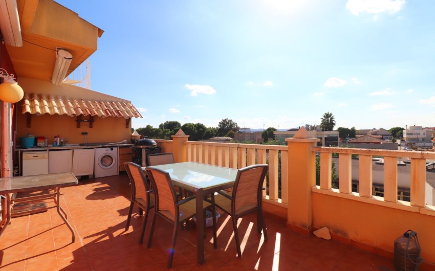 Reventa - Apartment -
Rafal