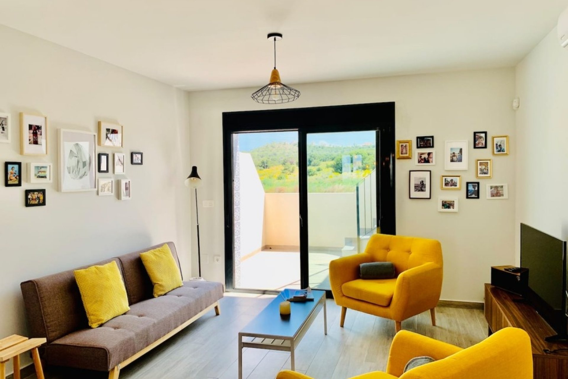 Reventa - Apartment -
San Miguel de Salinas - Inland