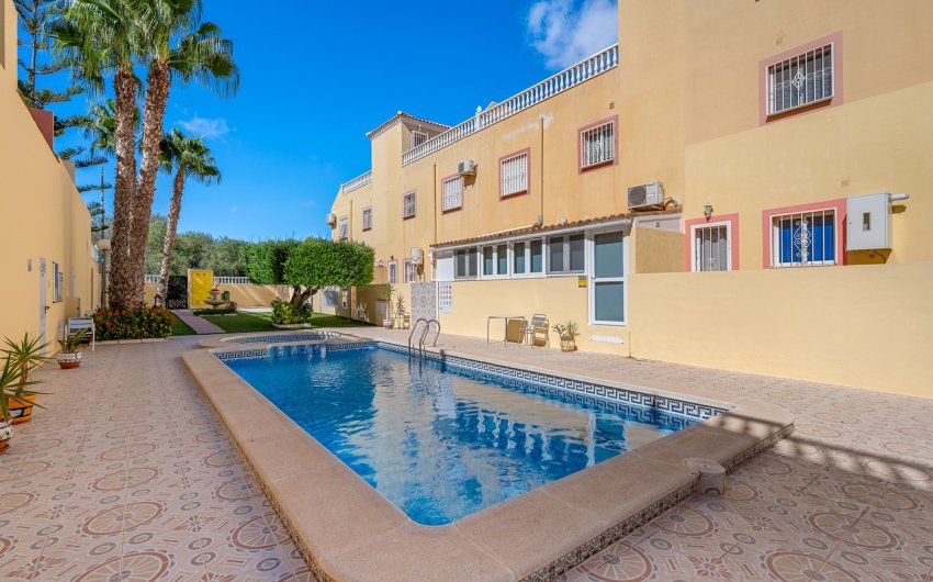 Reventa - Apartment -
San Miguel de Salinas - Orihuela Costa
