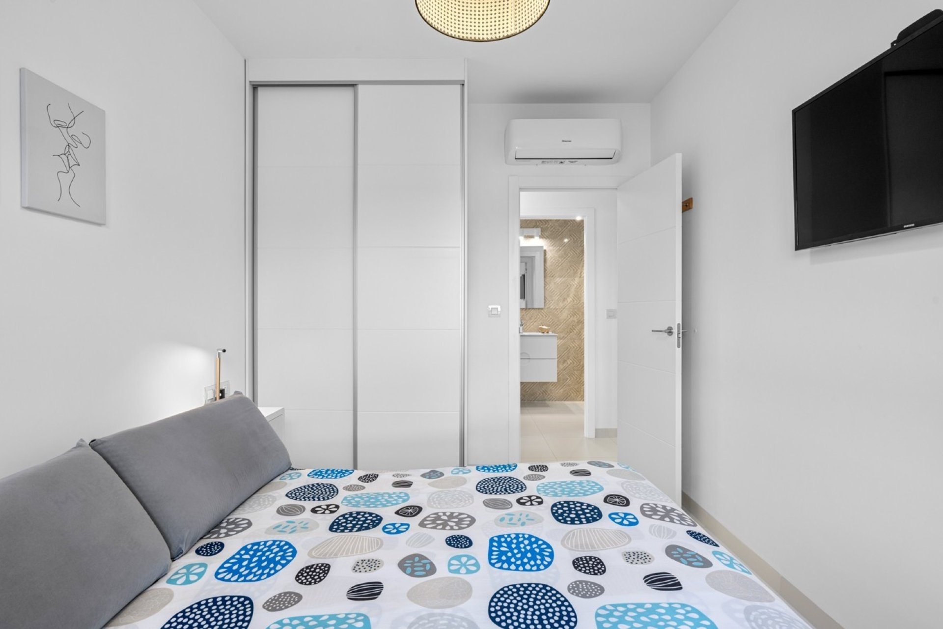 Reventa - Apartment -
San Miguel de Salinas