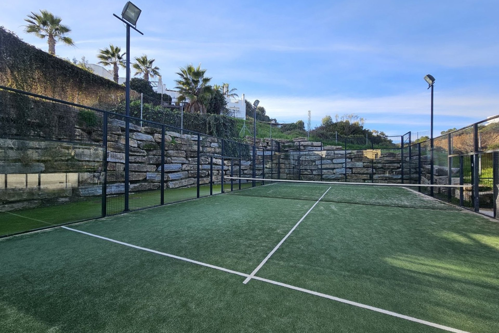 Reventa - Apartment -
Selwo - Inland