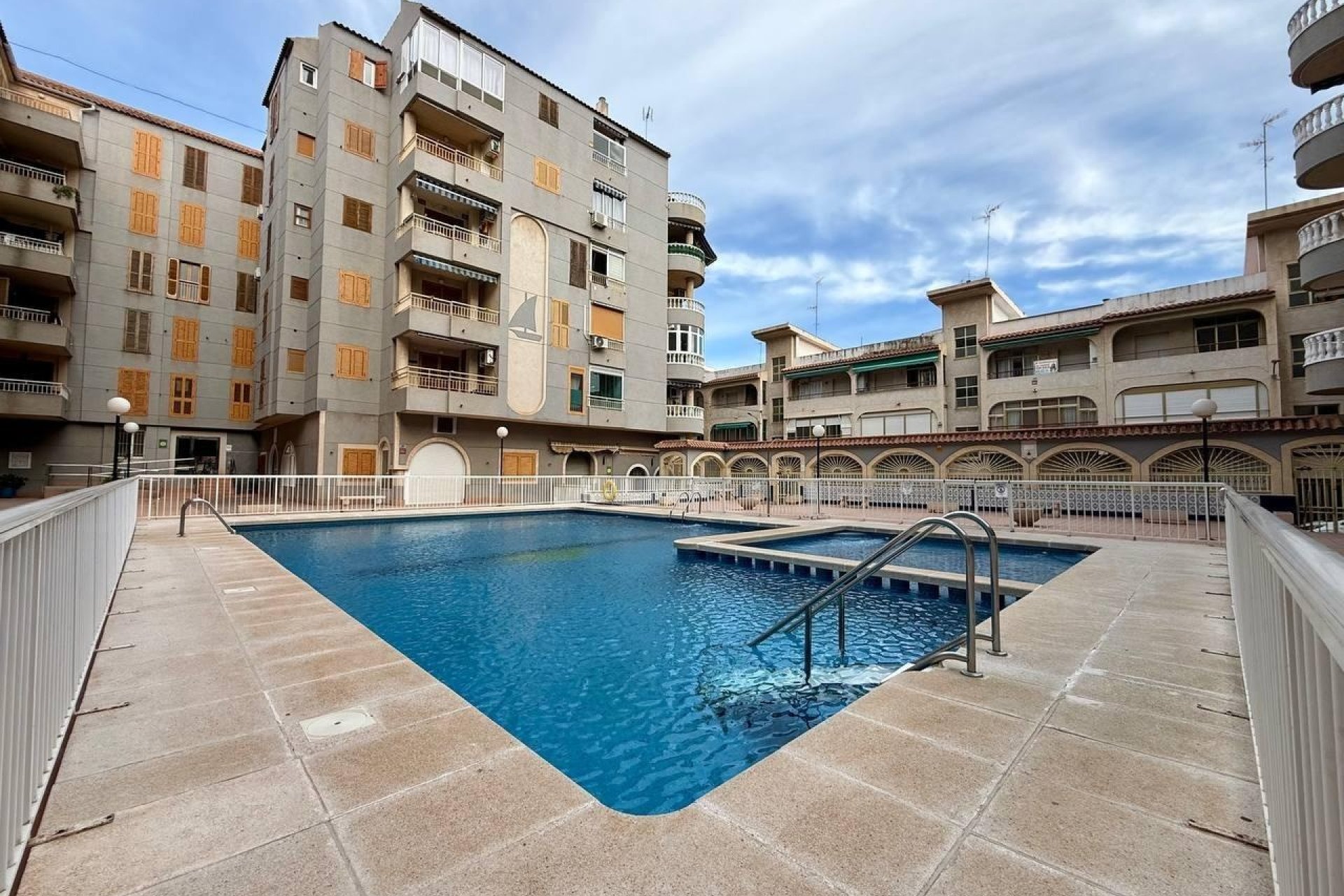 Reventa - Apartment -
Torrevieja - Acequion