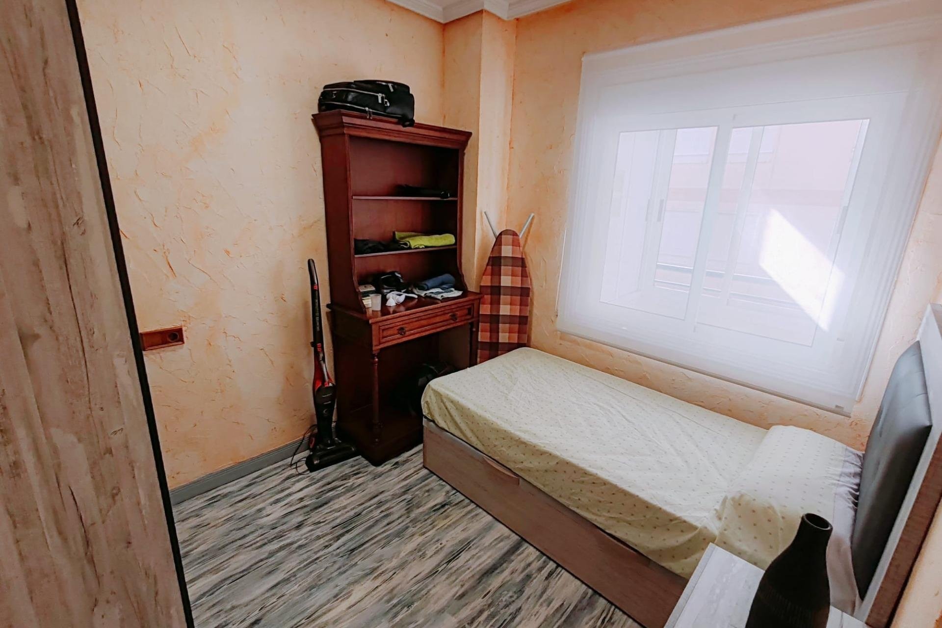 Reventa - Apartment -
Torrevieja - Acequion