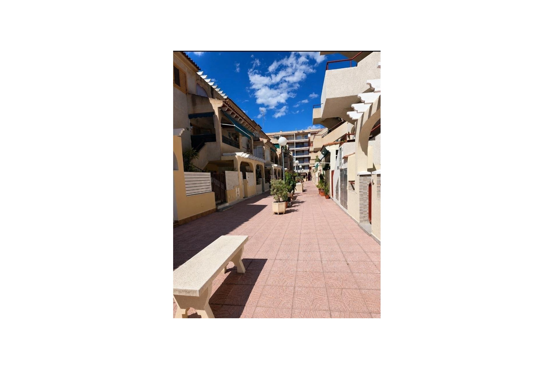 Reventa - Apartment -
Torrevieja - Acequion