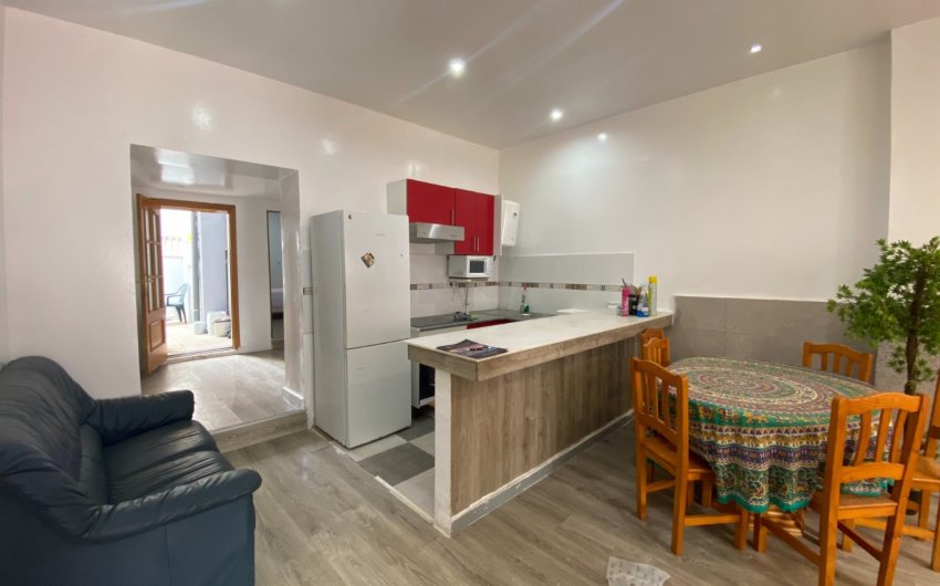 Reventa - Apartment -
Torrevieja - Center