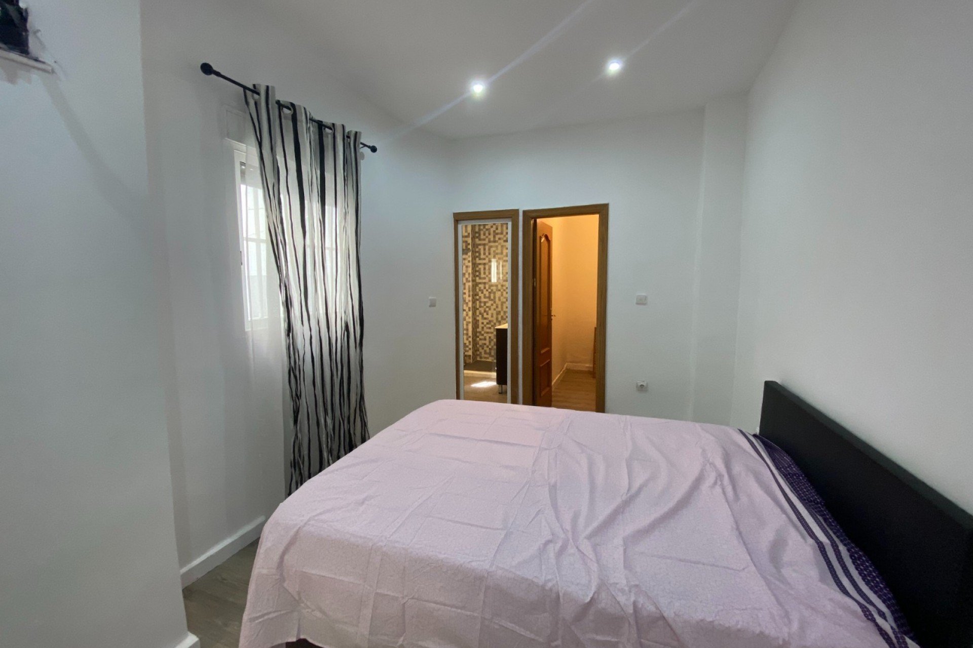 Reventa - Apartment -
Torrevieja - Center