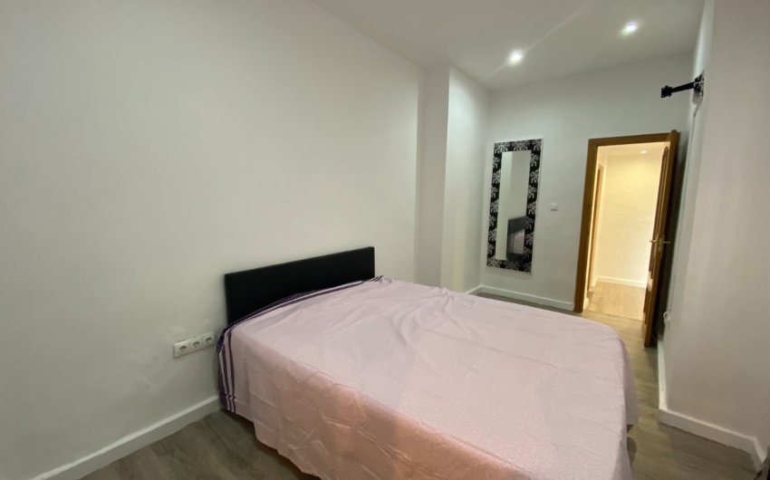 Reventa - Apartment -
Torrevieja - Center